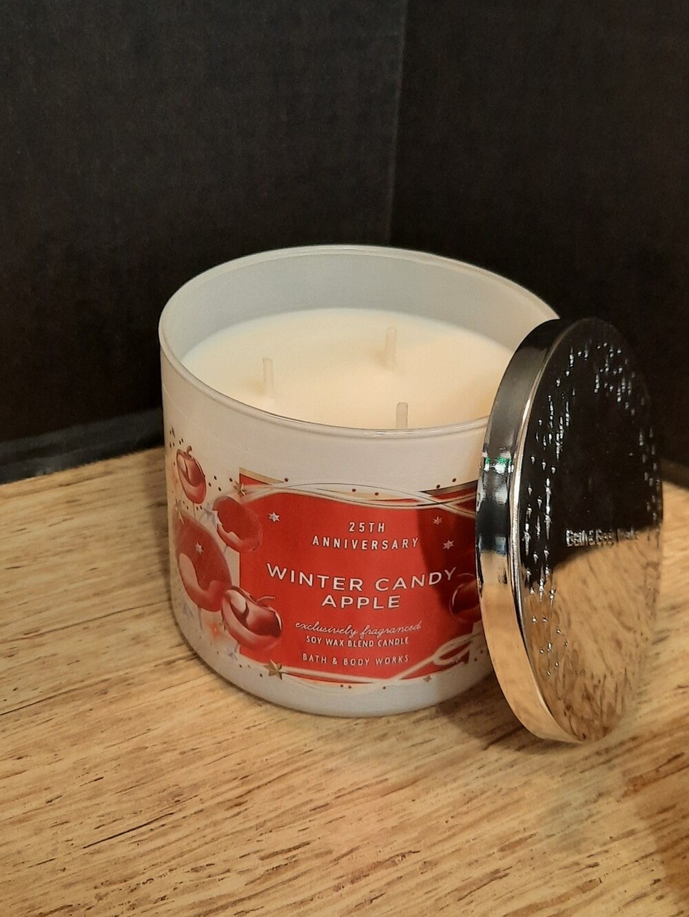 "WINTER CANDY APPLE" Bath And Body Works 3 WICK